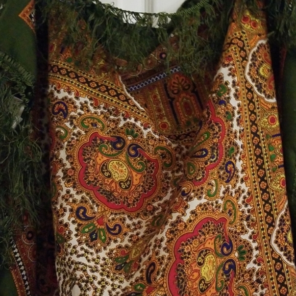 Lovely square scarf - Picture 6 of 8